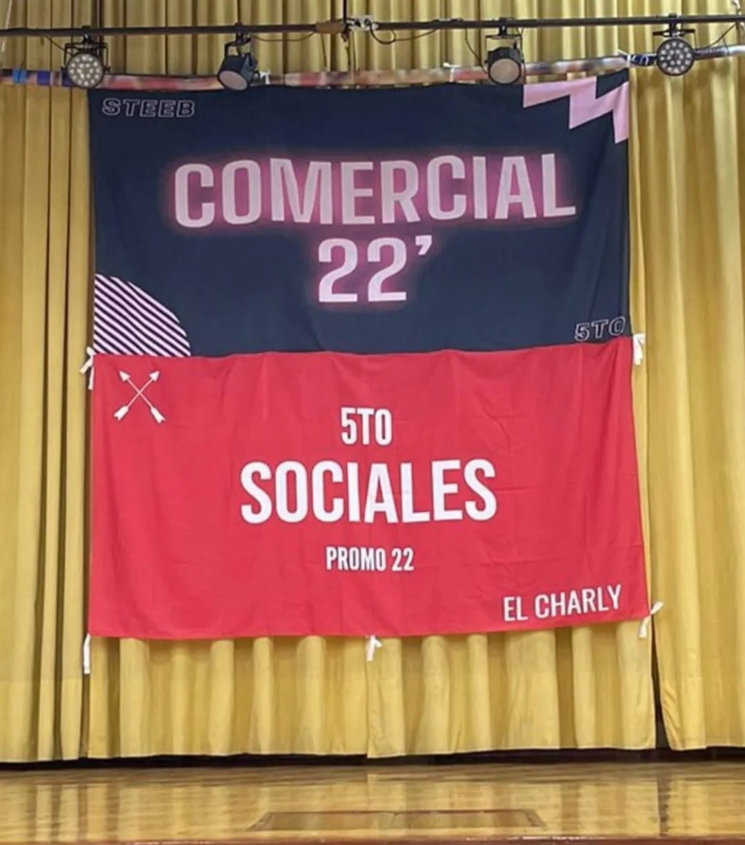 Banderas de Egresados